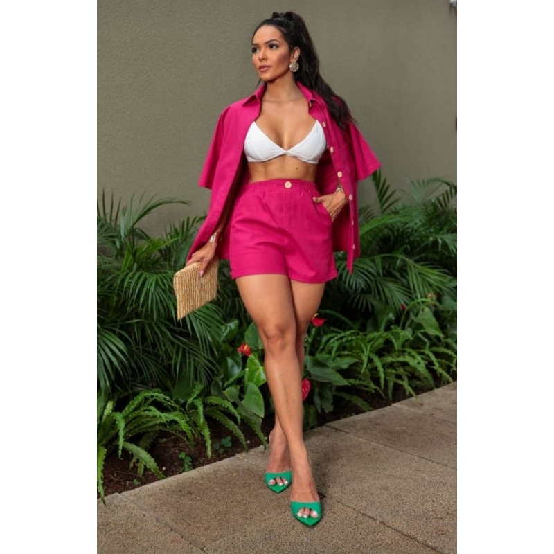 conjunto shorts e camisa  suíça