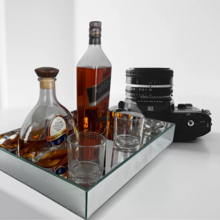 Bandeja Espelhada De Mesa Para Sala Jantar Bebidas