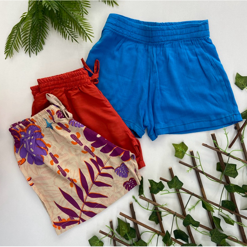 Kit com 3 shorts infantil / juvenil. Sortidos/ lisos/estampados/viscose/duna