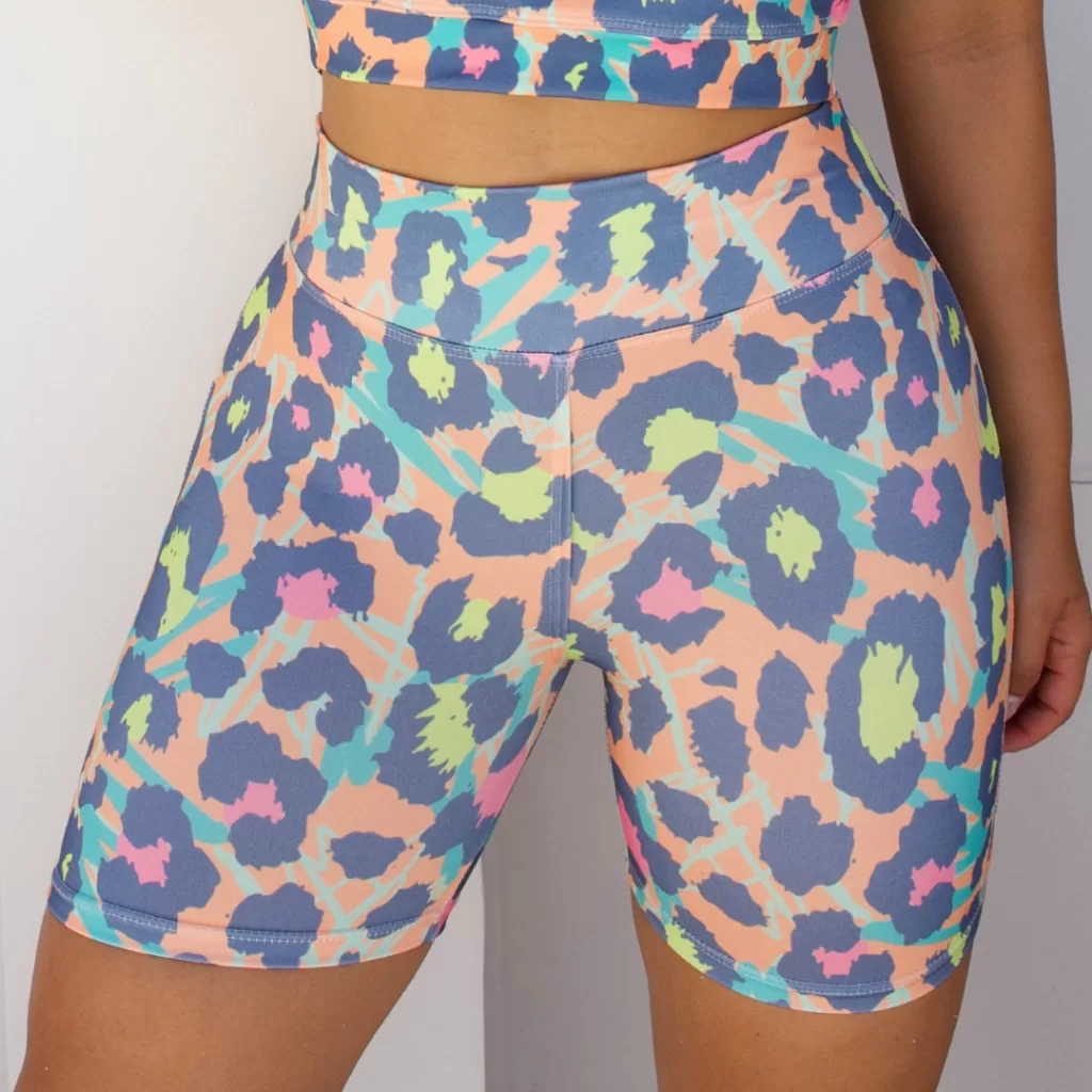 Short Feminino Meia Coxa Cintura Alta Suplex Esportivo Academia Fitness Estampada Animal Print