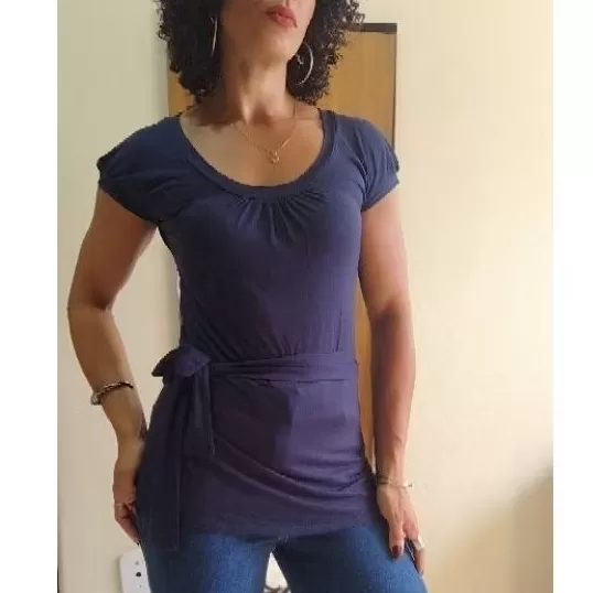 Blusa Manga Curta Alongada Amarração Azul Marinh