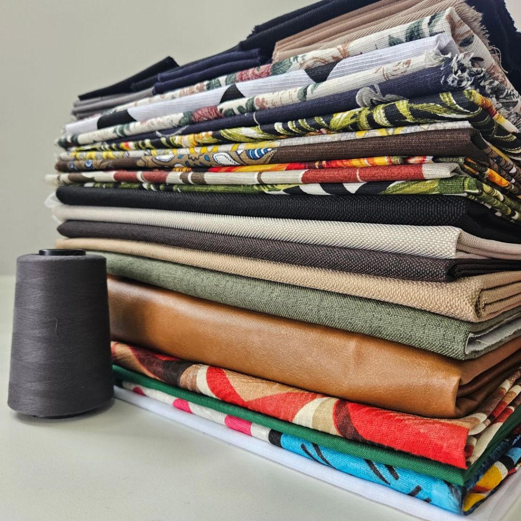 Kit Completo para Artesanato, costura criativa Tecidos Estampados, Retalhos e Linha