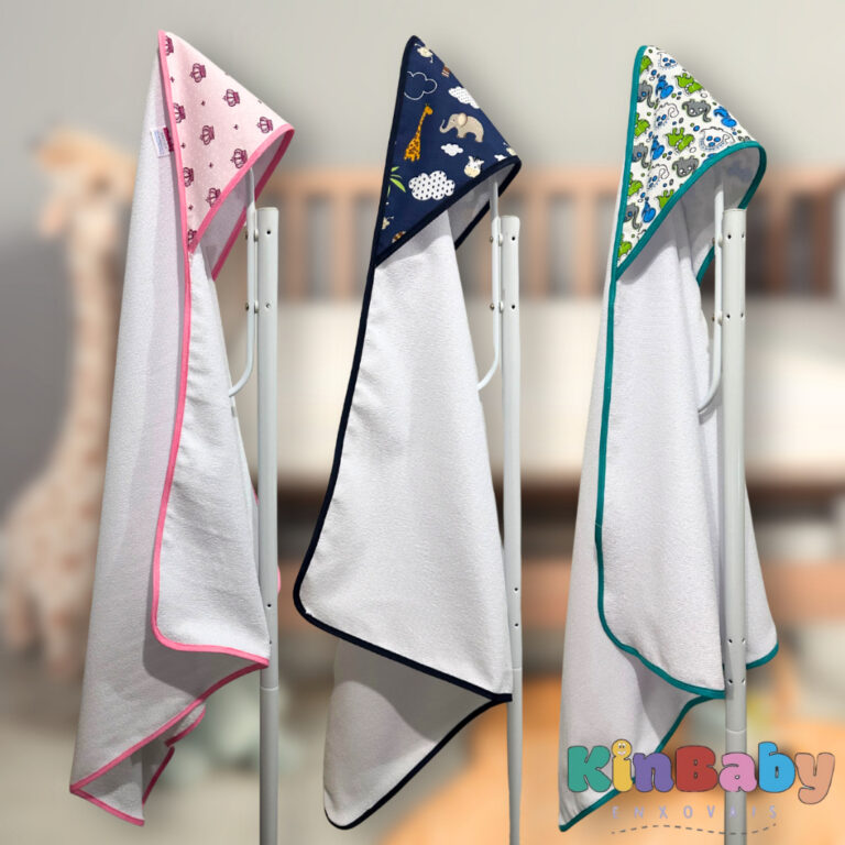 Toalha de banho para bebê com capuz estampado