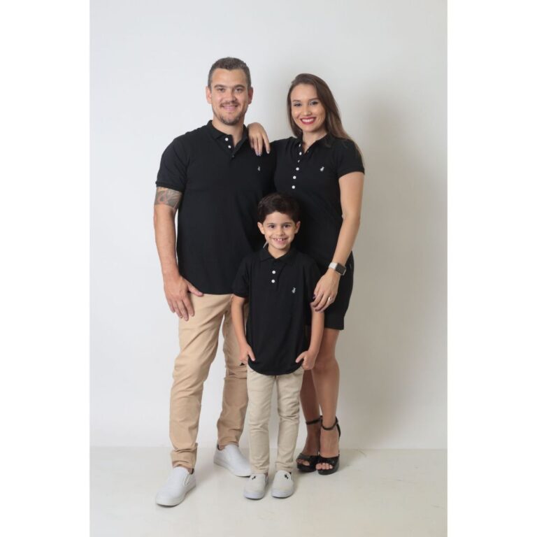 Kit familia polos Preto Elegancia