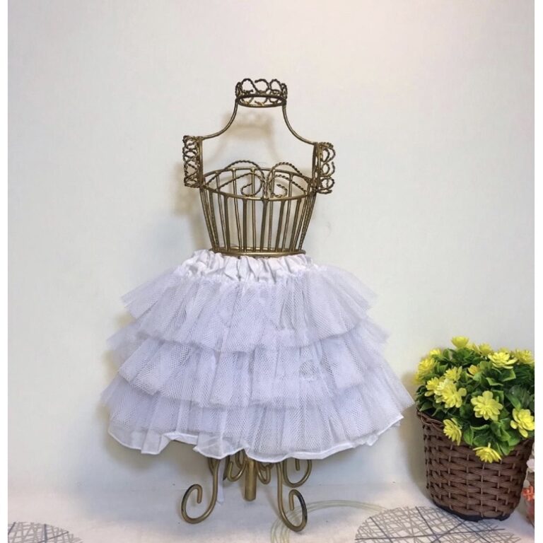 SAIOTE VOLUME EM VESTIDO INFANTIL
