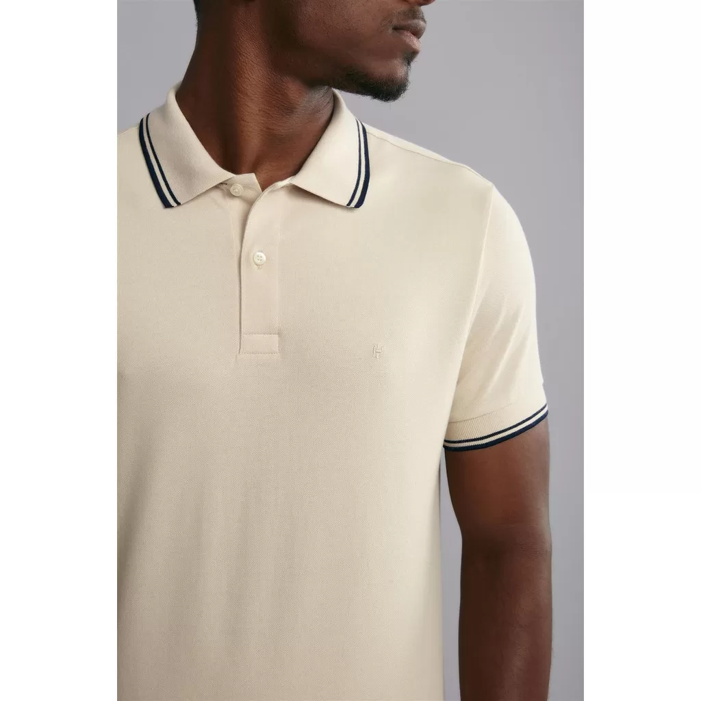 Polo Manga Curta Piquet Básica Slim Fit – Bege Areia