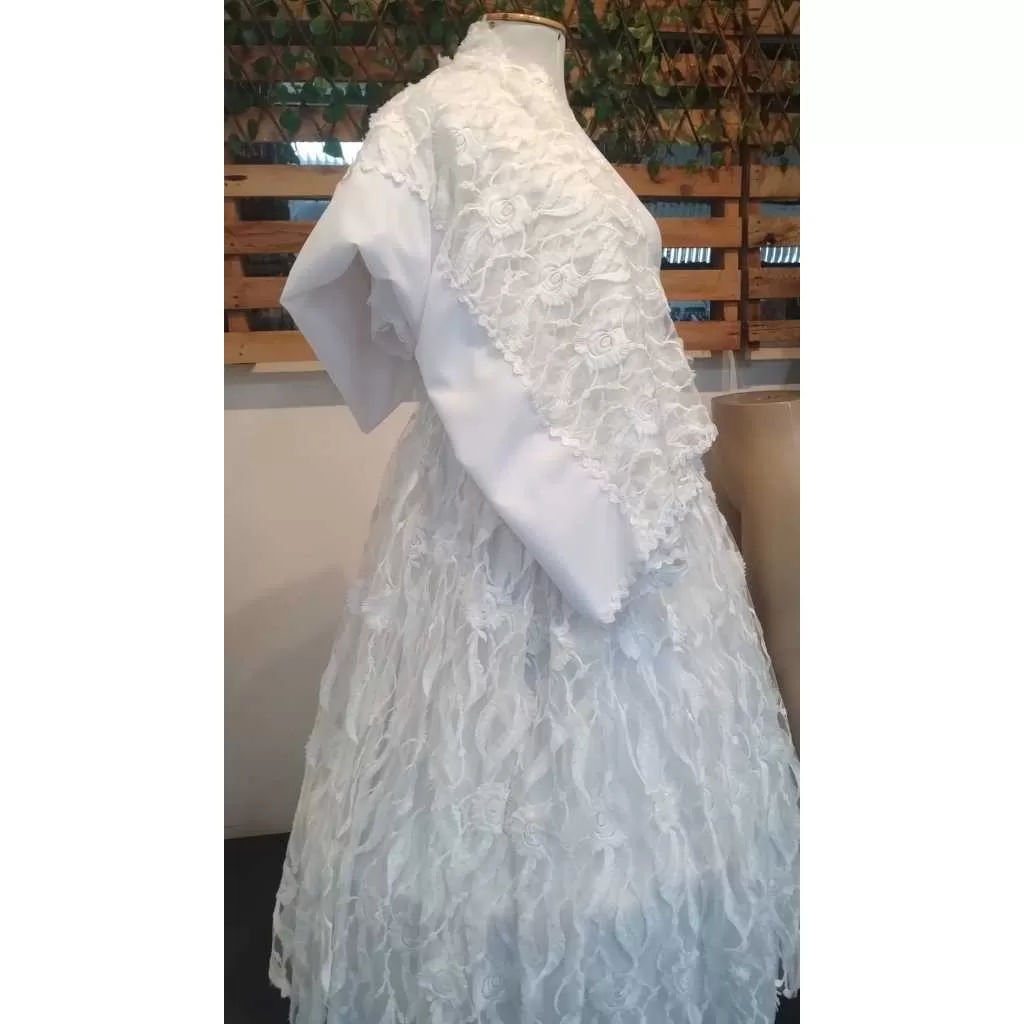 Conjunto Saia + pano da costa rendados brancos GJ150