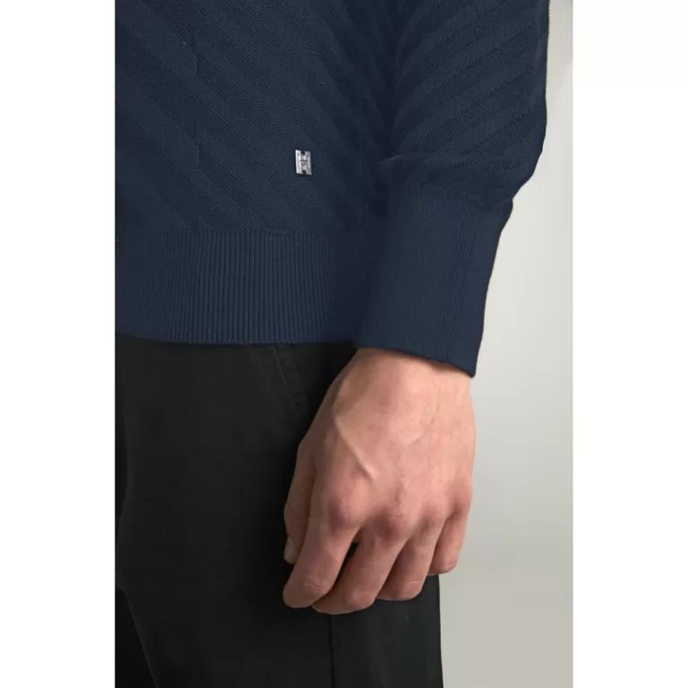 Tricot Gola Careca Jacquard – Azul Marinho