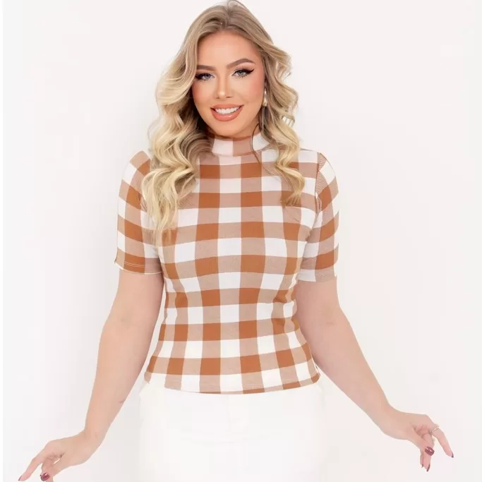 Blusa Manga Curta Gola Alta Feminina Básica Slim 