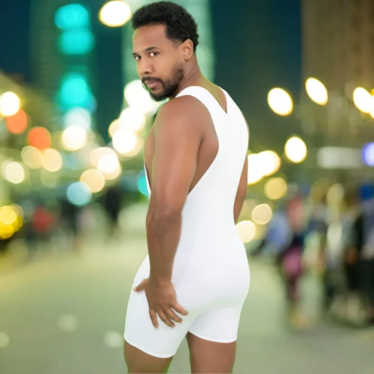 Macaquinho Regata Shorts Masculino Para O Carnaval