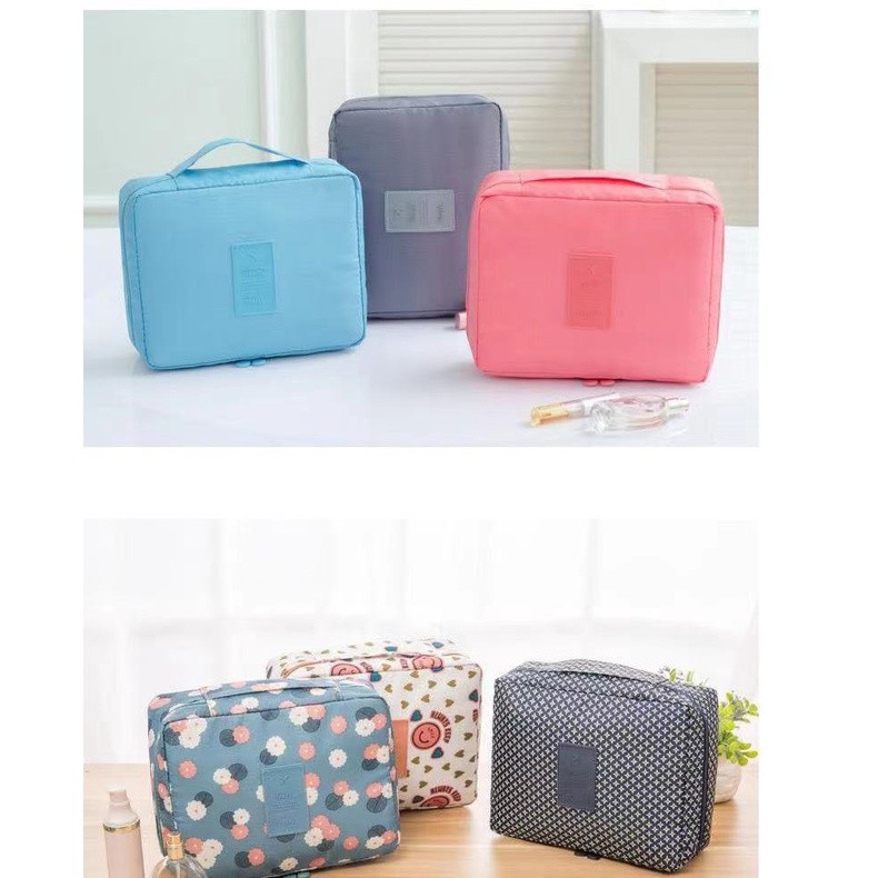 Necessaire Para Viagem Organizadora Para Mala e Maquiagem Com Gancho 1999