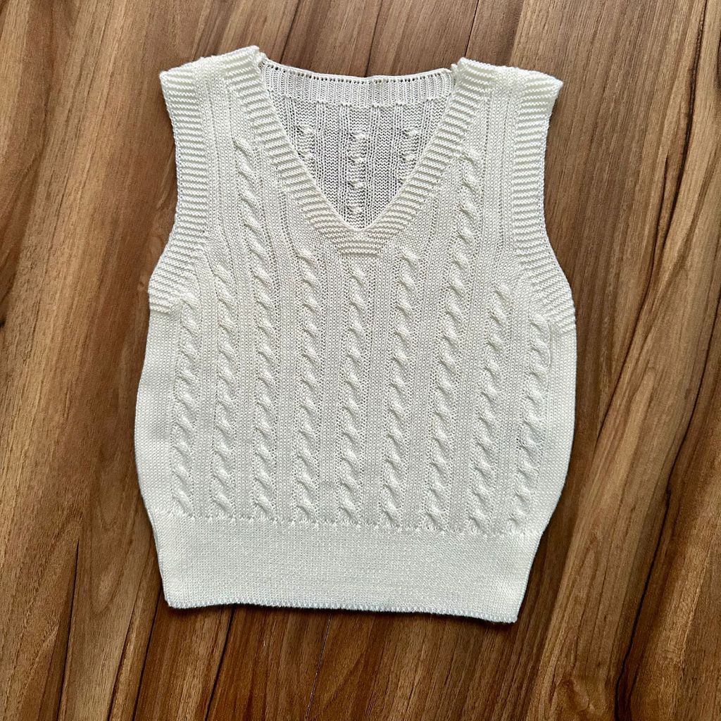 Colete Infantil Gola V Detatlhes Tranças Confortável Estiloso Quentinho Moderno