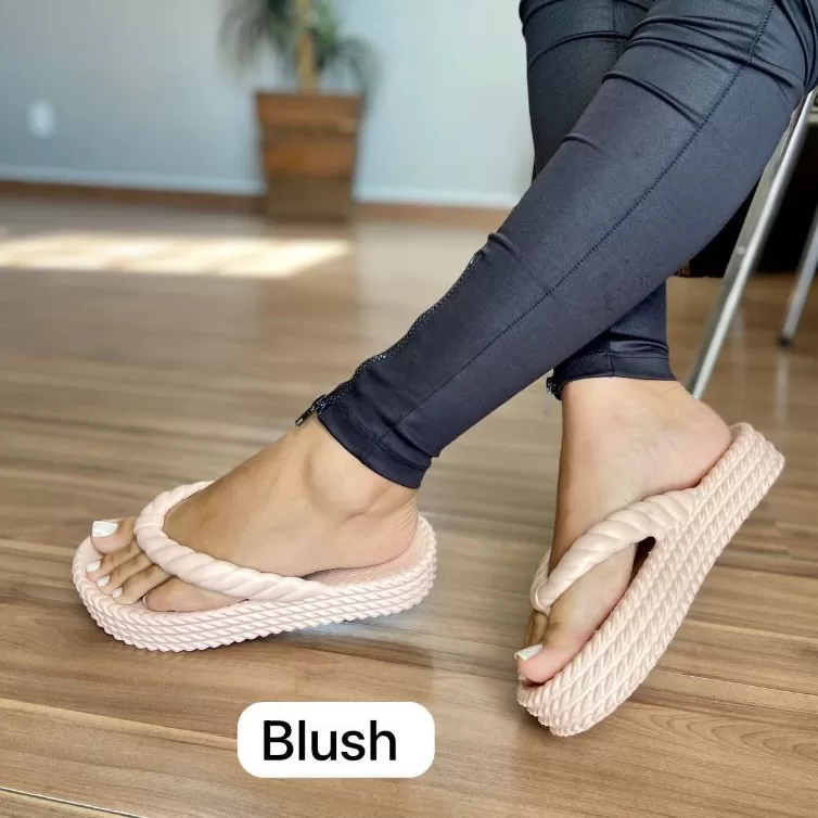 Chinelo Feminino de Trança em EVA Muito Leve e Ma