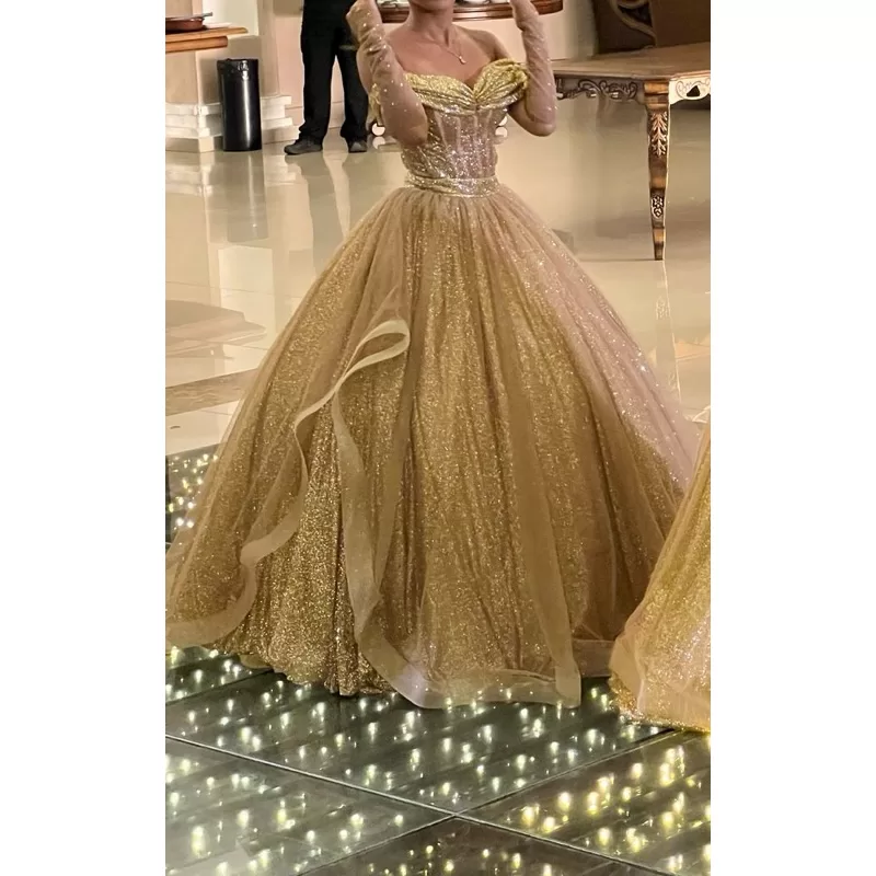 vestido de 15 anos debutante bela E a fera