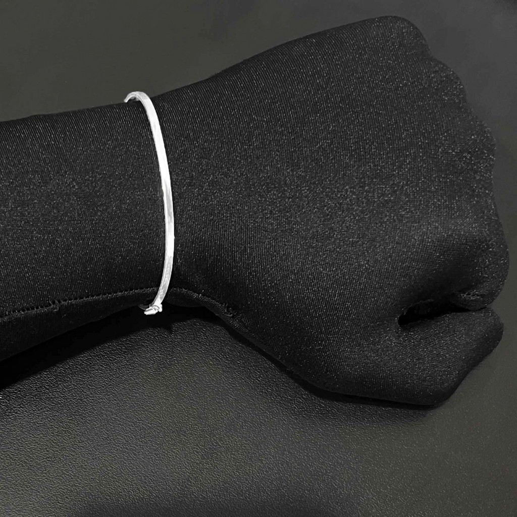Bracelete Fino  Feminino Pulseira 19cm Liso Fecho Trava de Prata Maciça 925