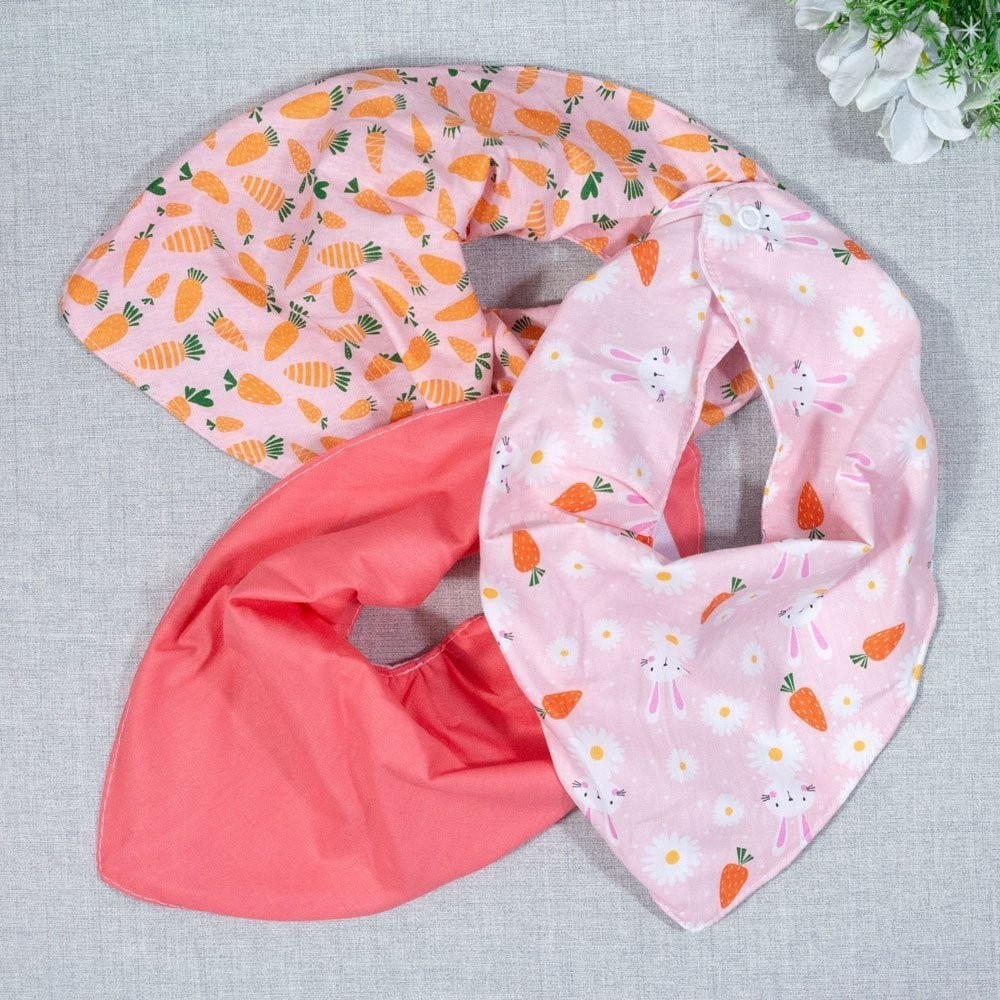 Kit 3 Babadores Para Bebê Bandana Estampadinhos Coelhinha