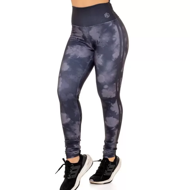 Legging Fitness Preta com Estampa Digital Fire Bla