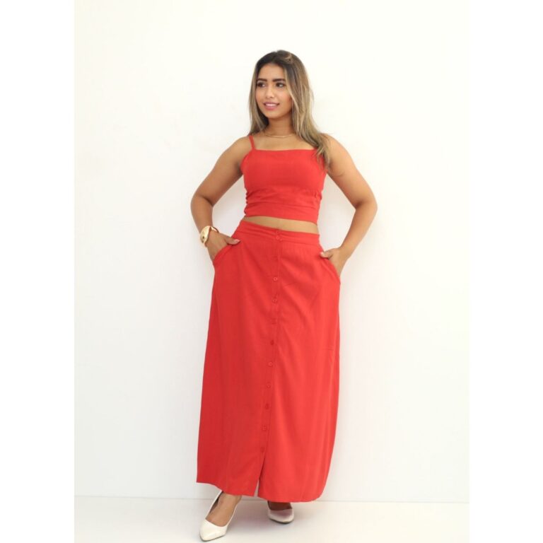 Conjunto Elegante em Viscolinho  Saia com Botões 