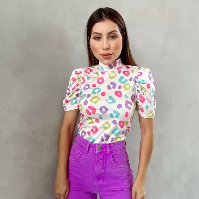 Blusa Princesa Básica Feminina Gola Alta Manga Bu