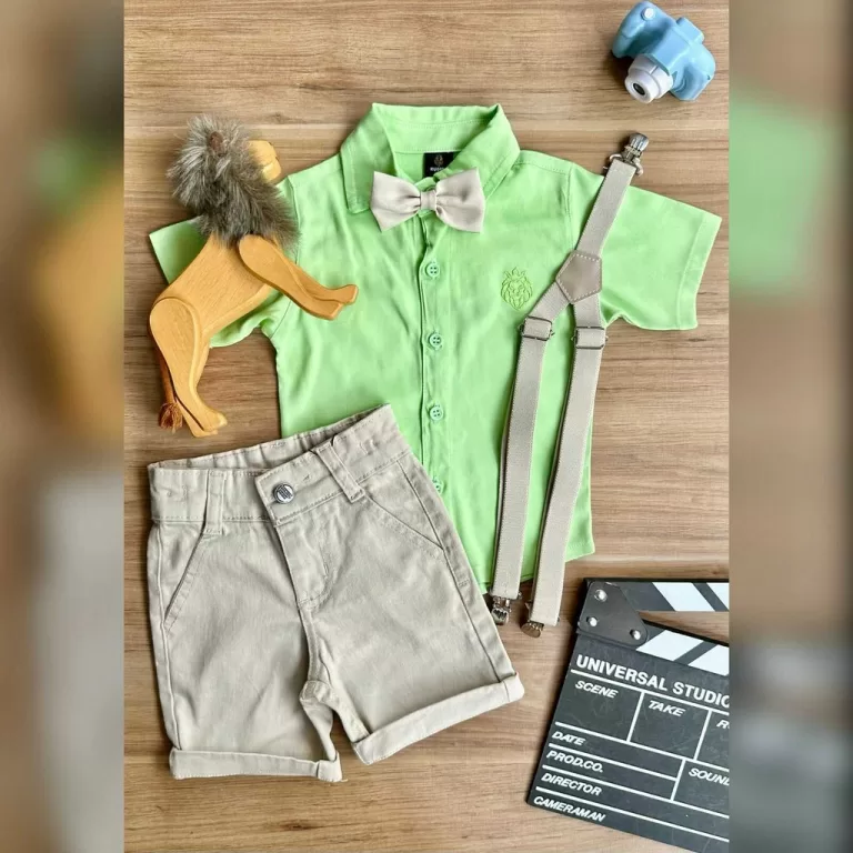 Bermuda Nude com Camisa Verde de Linho e Kit Grava