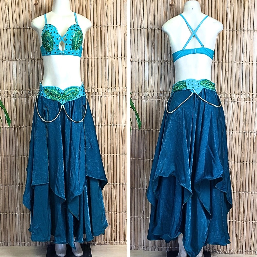 [Liquidação] Dança do Ventre Traje Bordado Completo Pronta Entrega M (42) -TPCL-712