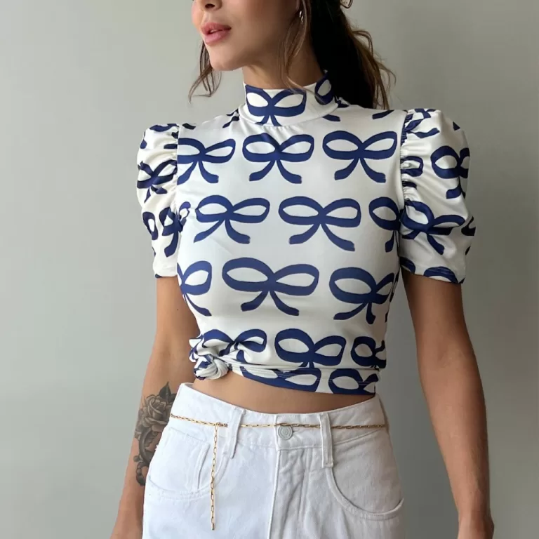 Blusa Laço Azul Básica Feminina Gola Alta Manga 