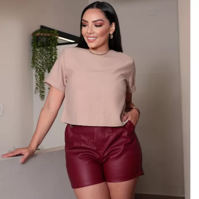 Short Courino Feminino Cintura Alta com Cinto e Bo