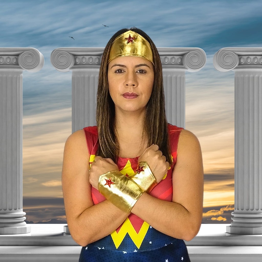 Acessórios para fantasia super heroina mulher maravilhosa Kit Tiara Braceletes Cosplay Carnaval