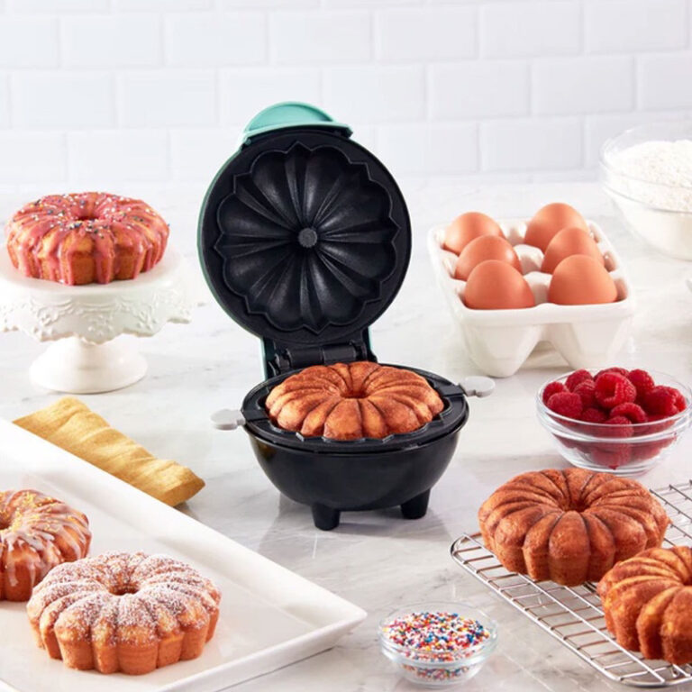 Máquina Mini Bolo Dash Antiaderente Mini Bundt Ma