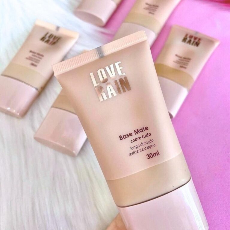 BASE LÍQUIDA MATTE COBRE TUDO – LOVE RAIN