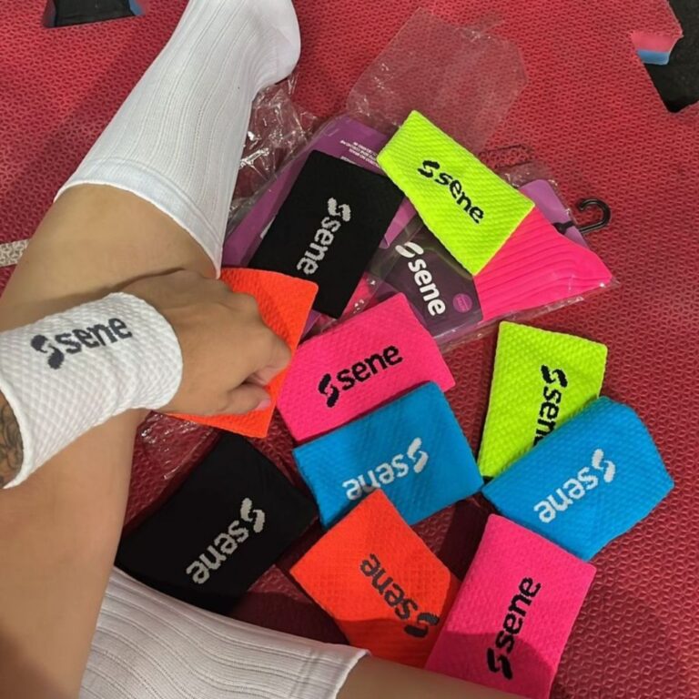 Kit Munhequeira De Pulso Seca Suor  Esportiva Fute