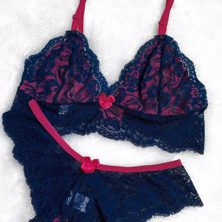 Conjunto Feminino Renda Calcinha e Sutiã Sem Bojo