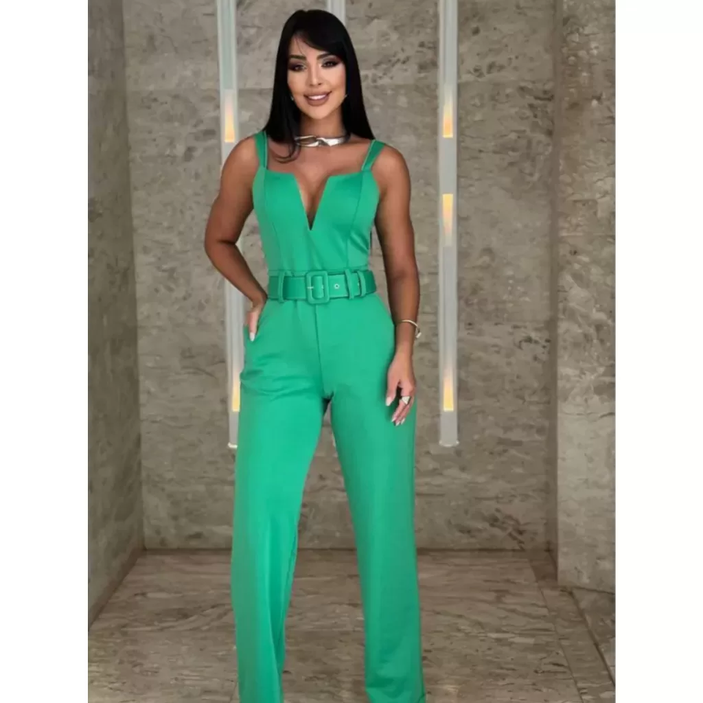 MACACÃO LONGO FEMINIO COM DECOTE ACINTURADO