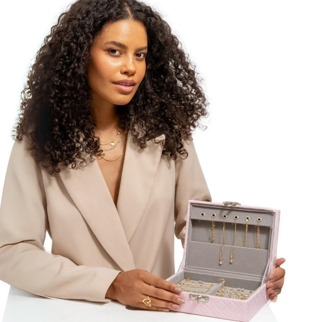 Kit Semi Joias de Alto Padrão 80 Peças Revenda Atacado (Não vem Maleta) Banhado em Ouro 18k