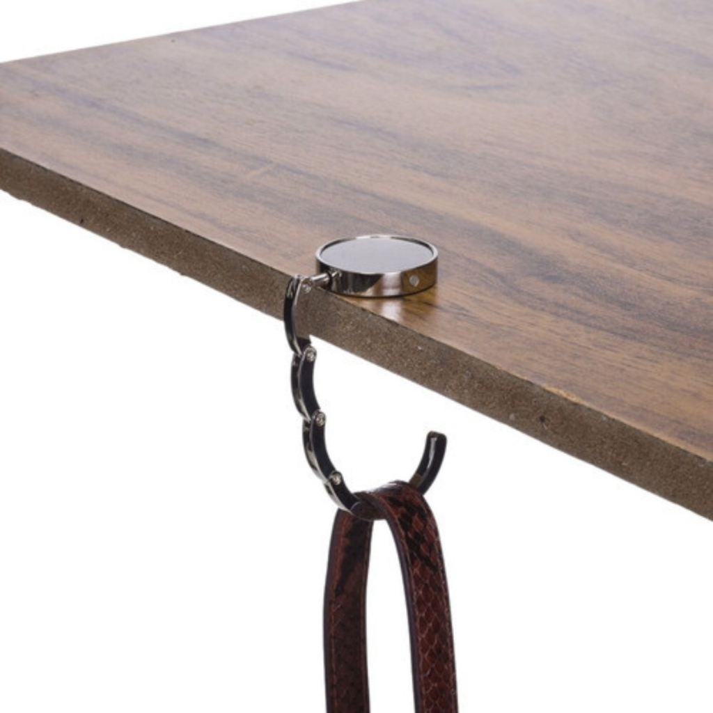 Kit com 02 Suporte Gancho Porta Bolsa Dobrável Portátil De Mesa