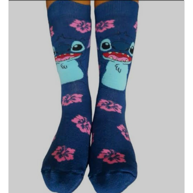 Meia Stich Personagem Azul Petroleo Cano Medio Adulto 34-43  Confortável  Algodão Macio  Pronta Entr