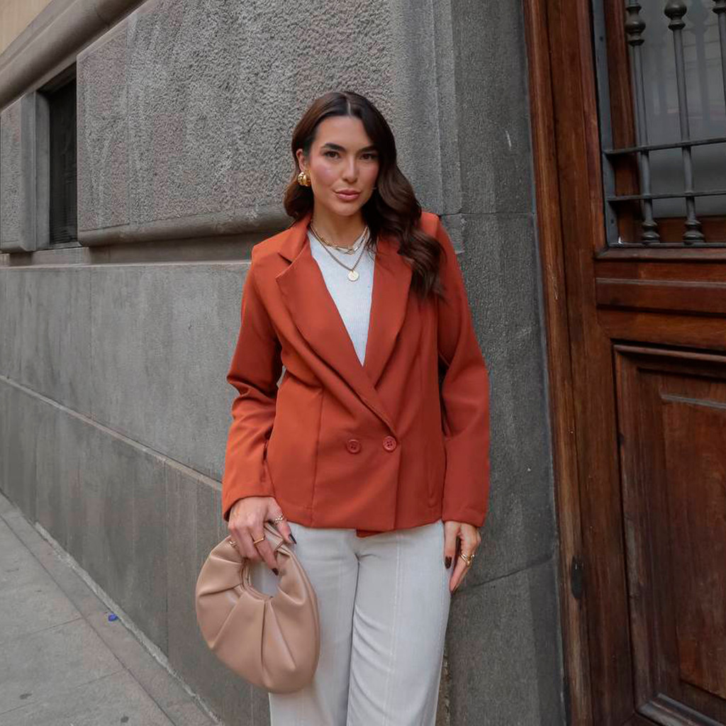 Blazer Alfaiataria Italiano Feminino Social Elegante com Botão Moda Casual chique Feminina inverno