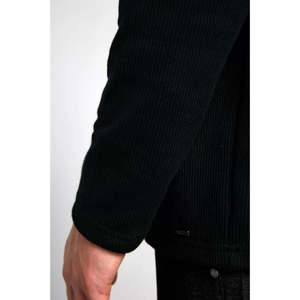 Tricot com Capuz – Preto
