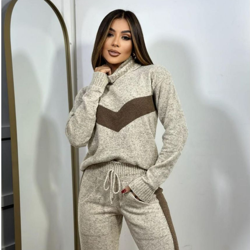 Conjunto Feminino de Tricot Listras Gola Alta Calça com Blusa de Frio Lançamento Moda Inverno