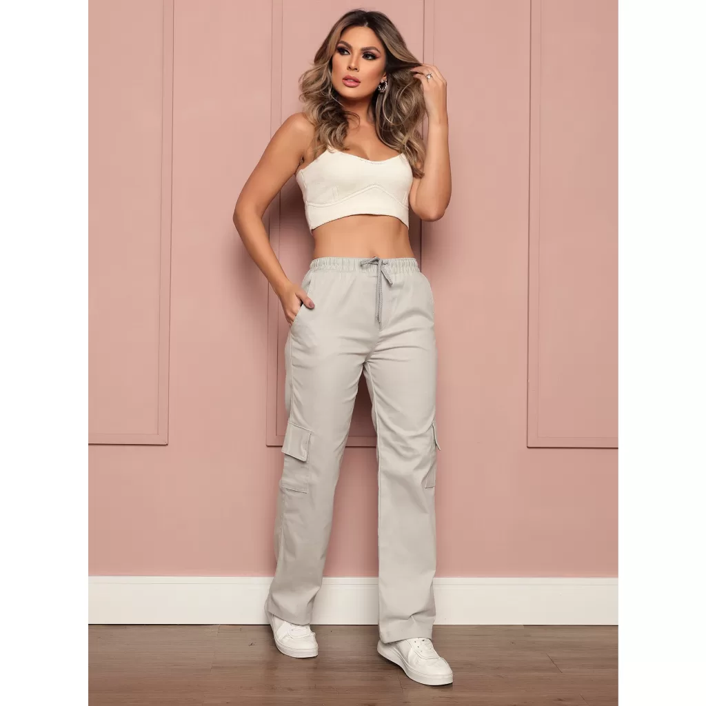 Calça Cargo Feminina Sarja com bolso Lateral Skatista Larga 2025