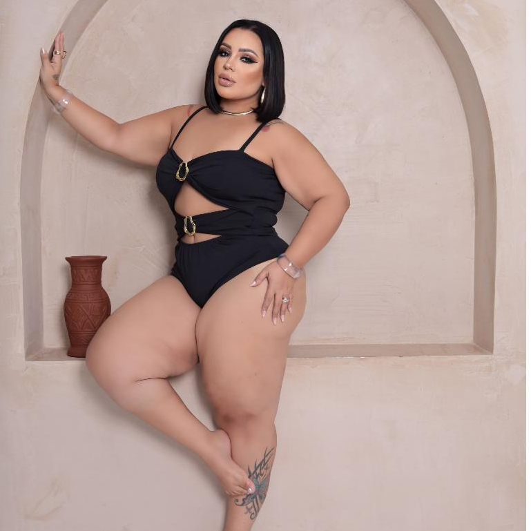 Maiô luxo body com detalhe de fivelas argola  plu