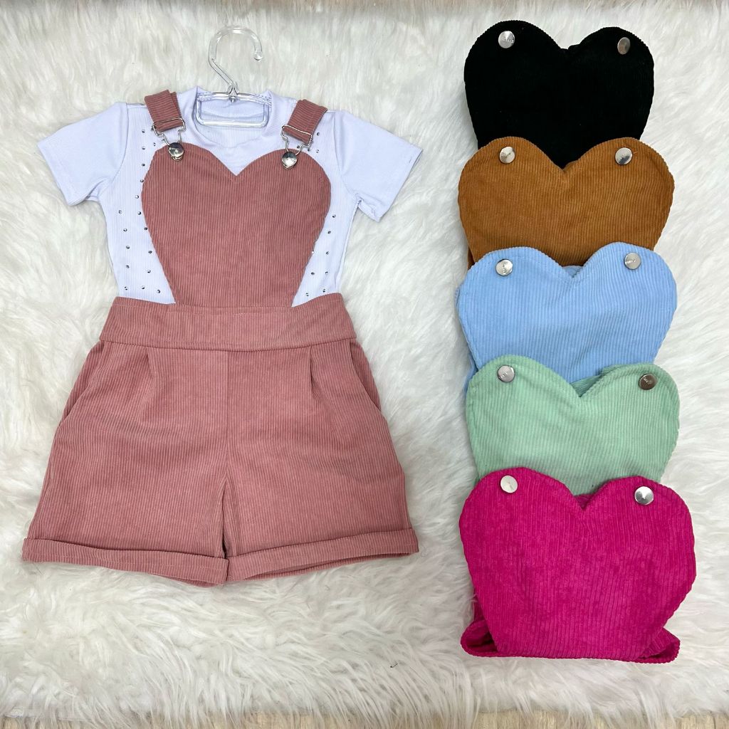 Jardineira Veludo Coração em Veludo Femenina Moda Infantil
