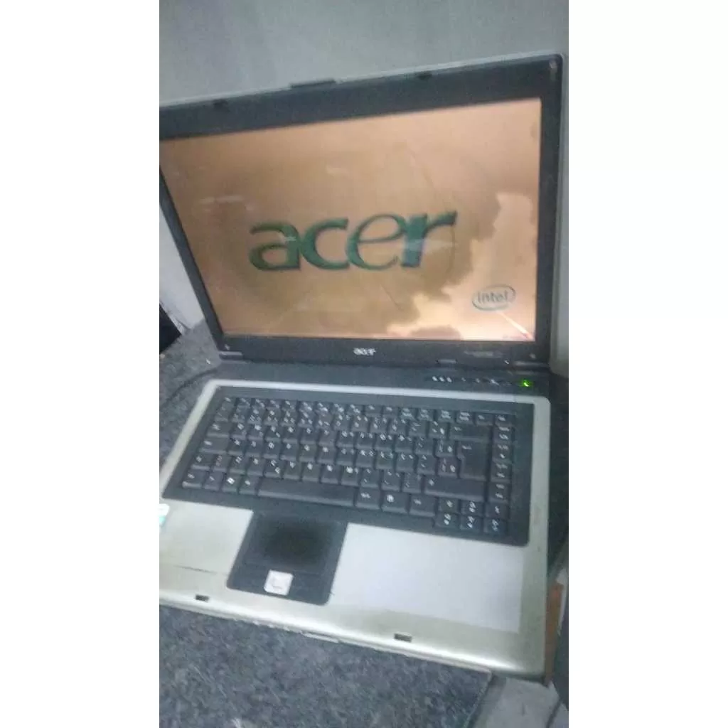 Notebook Acer 3660 funcionando (retirada de peças)