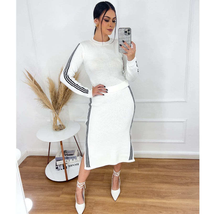 Conjunto de Tricot em Modal Blusa e Saia com Listras Lateral