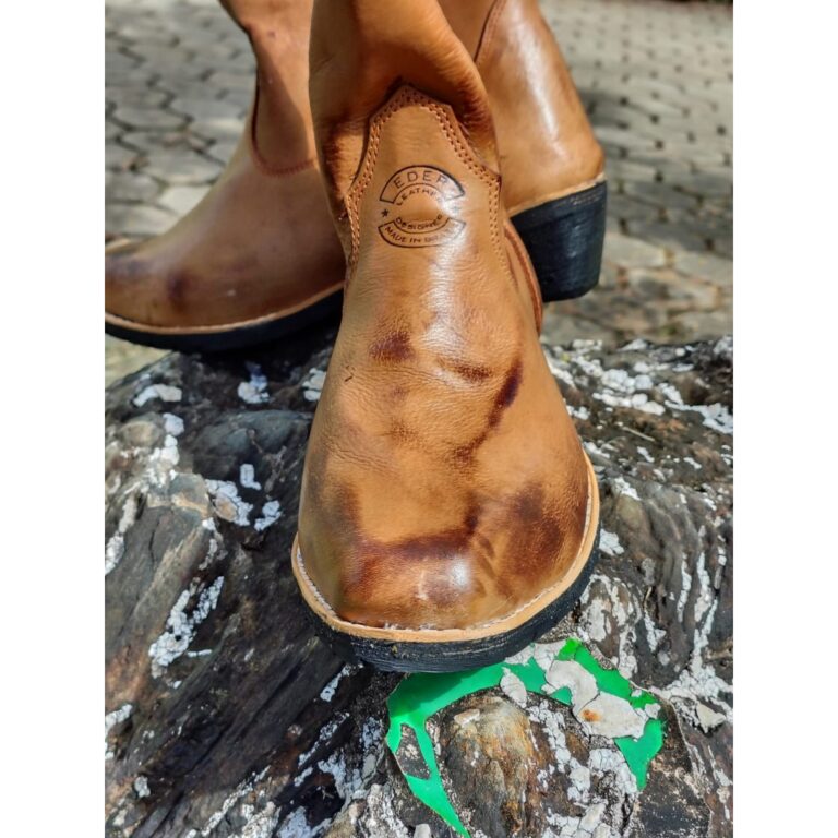 BOTA ED CAMPEIRO BICO FINO