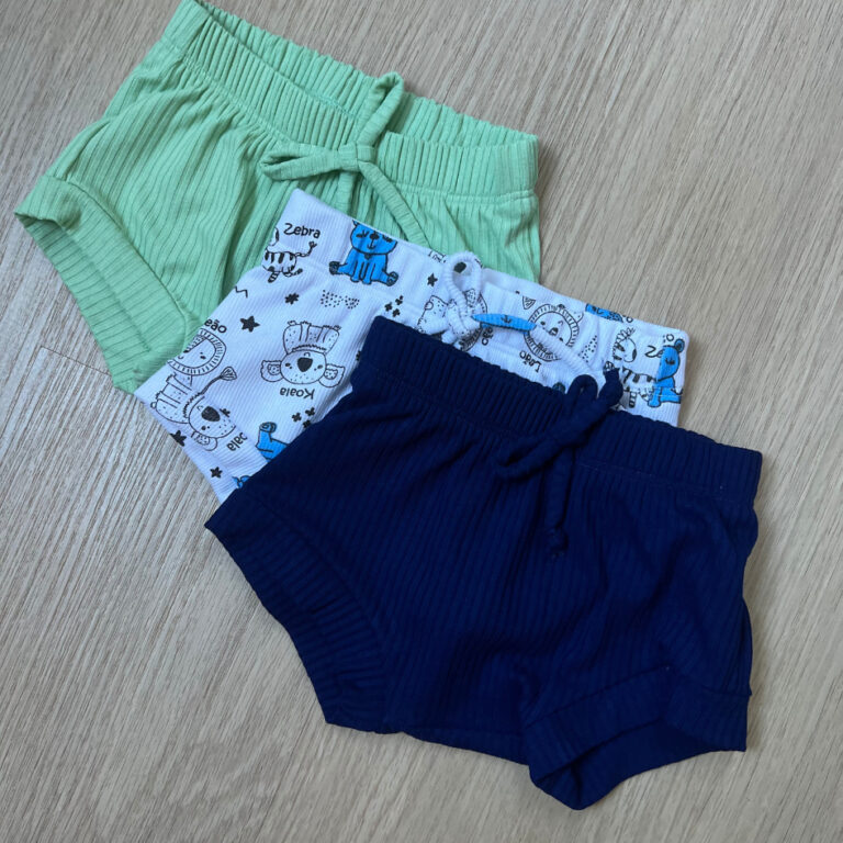 Tapa Fralda Short Infantil Bebê Menino Canelado L