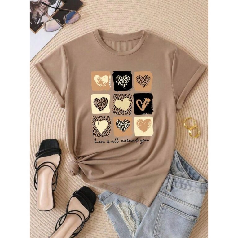 Camiseta T-shirt Love Coração Animal Print Tende