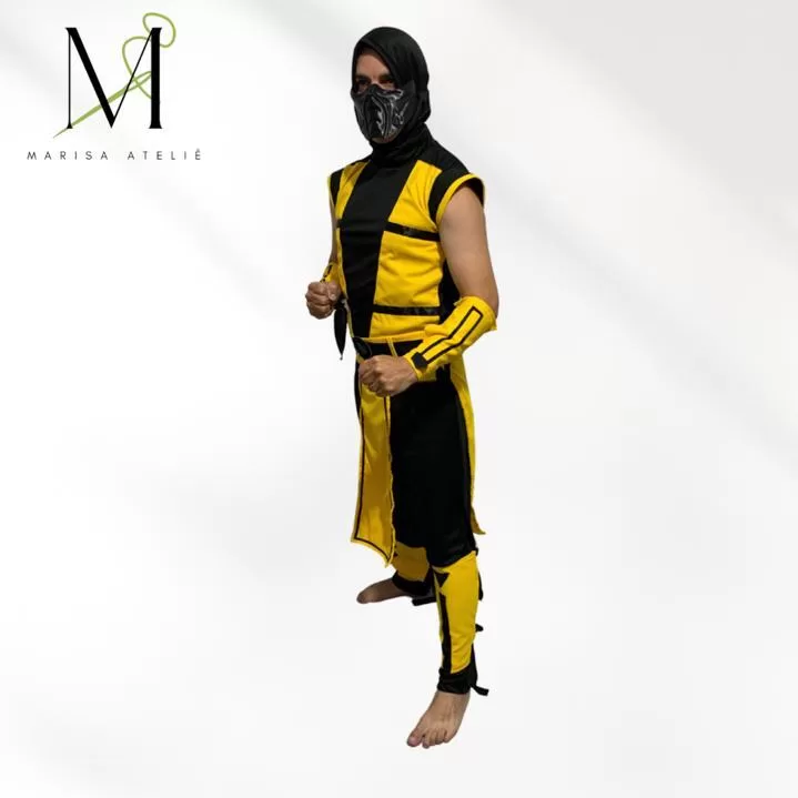 Cosplay Mortal Kombat Scorpion