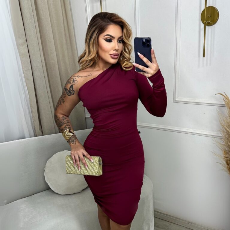 Vestido Midi Feminino Justo Preto Com Manga Longa 