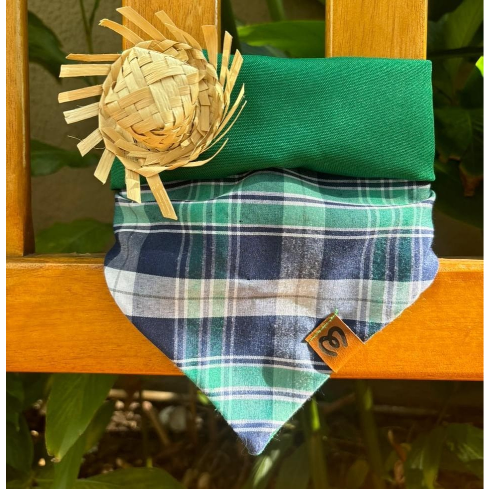 Bandana Pet Dupla Face para Cachorro Verde e Xadrez Acessório Estiloso Tamanho Único